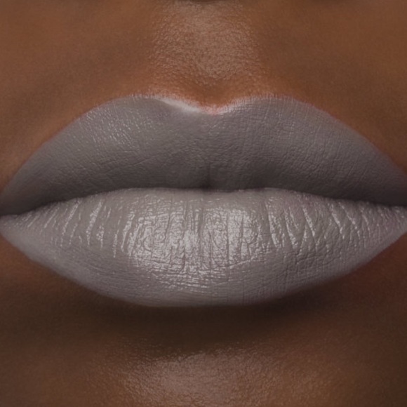 Jeffree Star Velvet Trap Matte Lipstick Shade Drill Sergeant - Picture 4 of 5